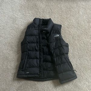 Size small black north face vest
